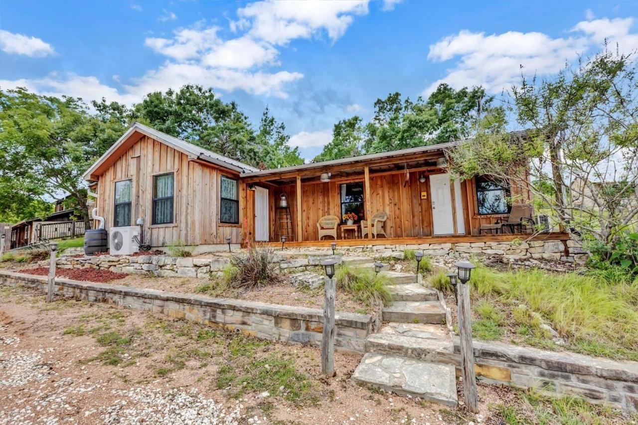 Bed and Breakfast A Barn At The Quarry Fredericksburg Exterior foto