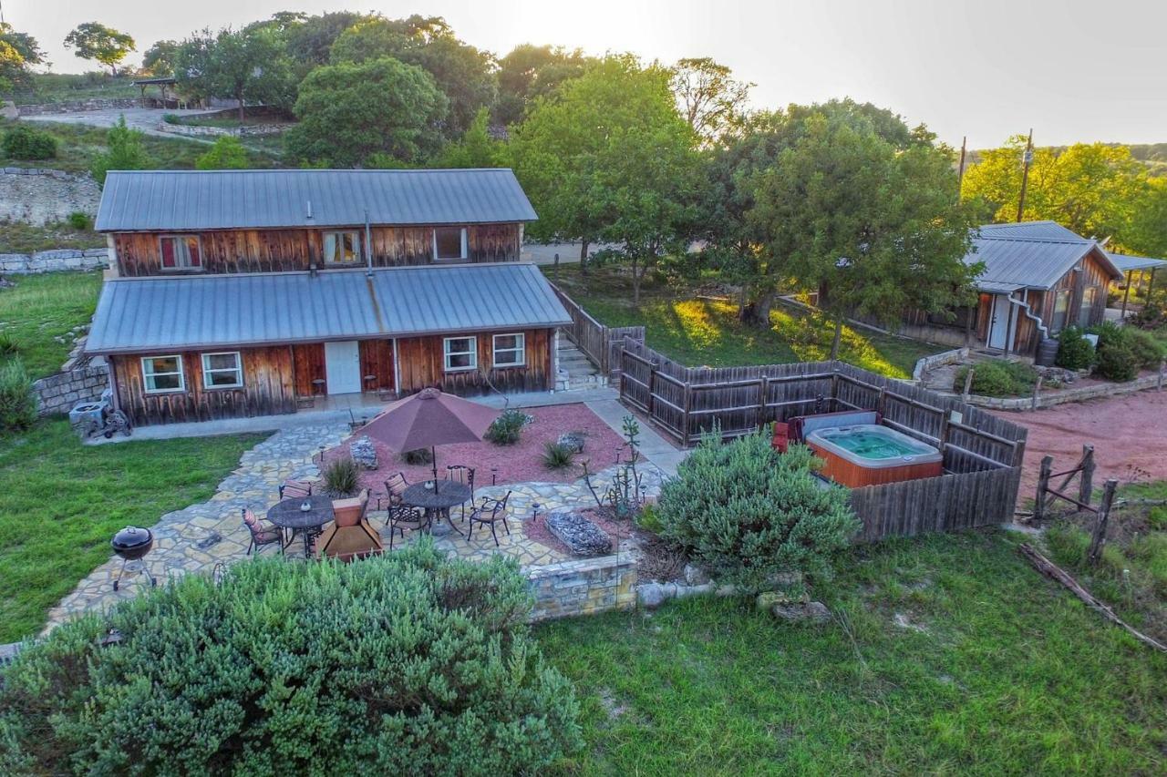 Bed and Breakfast A Barn At The Quarry Fredericksburg Exterior foto